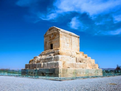 پاسارگاد، شایسته توسعه‌ای متناسب با شان تاریخی و منزلت جهانی خود است