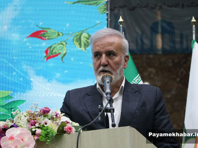 ادای احترام شهردار کلان‌شهر شیراز به مقام سیدالشهدای خدمت؛ «شهید رئیسی، مسئولیت‌پذیری و صداقت را معنا کرد»