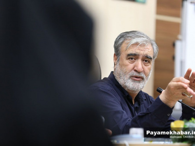 ایستادگی ملت ایران در برابر هجمههای بیشمار دشمن، ناشی از انسجام ملی و تکیه بر آموزههای نبوی و علوی است