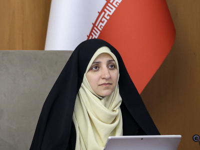 بهروزآذر: صدور گواهینامه موتورسیکلت برای زنان بهزودی آغاز میشود