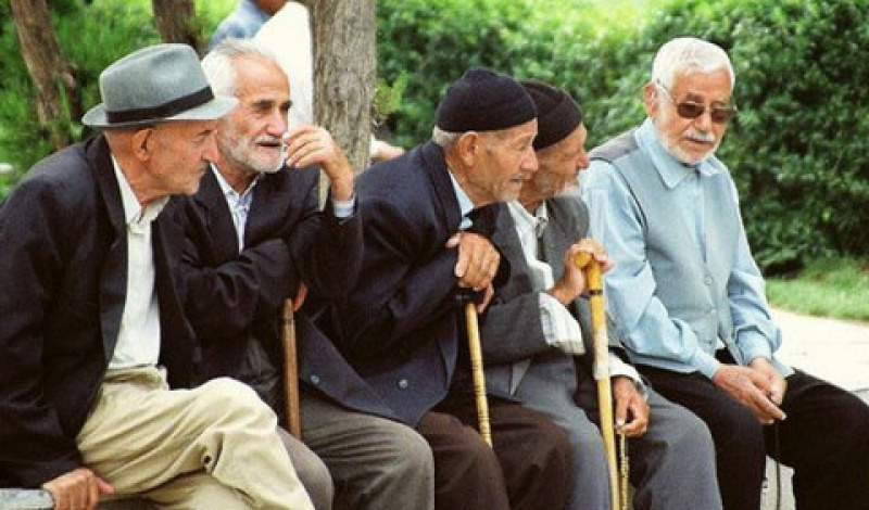 بیش از ۵۳۰ هزار نفر از جمعیت فارس سالمند است