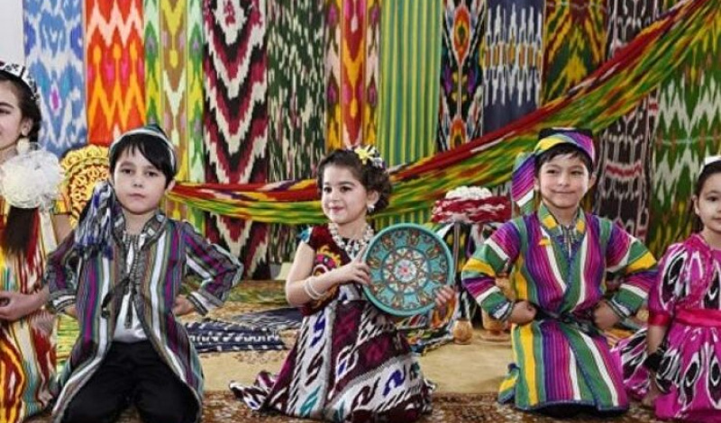 هنرنمایی تاجیک ها در شیراز/هفته فرهنگی تاجیکستان برگزار می شود